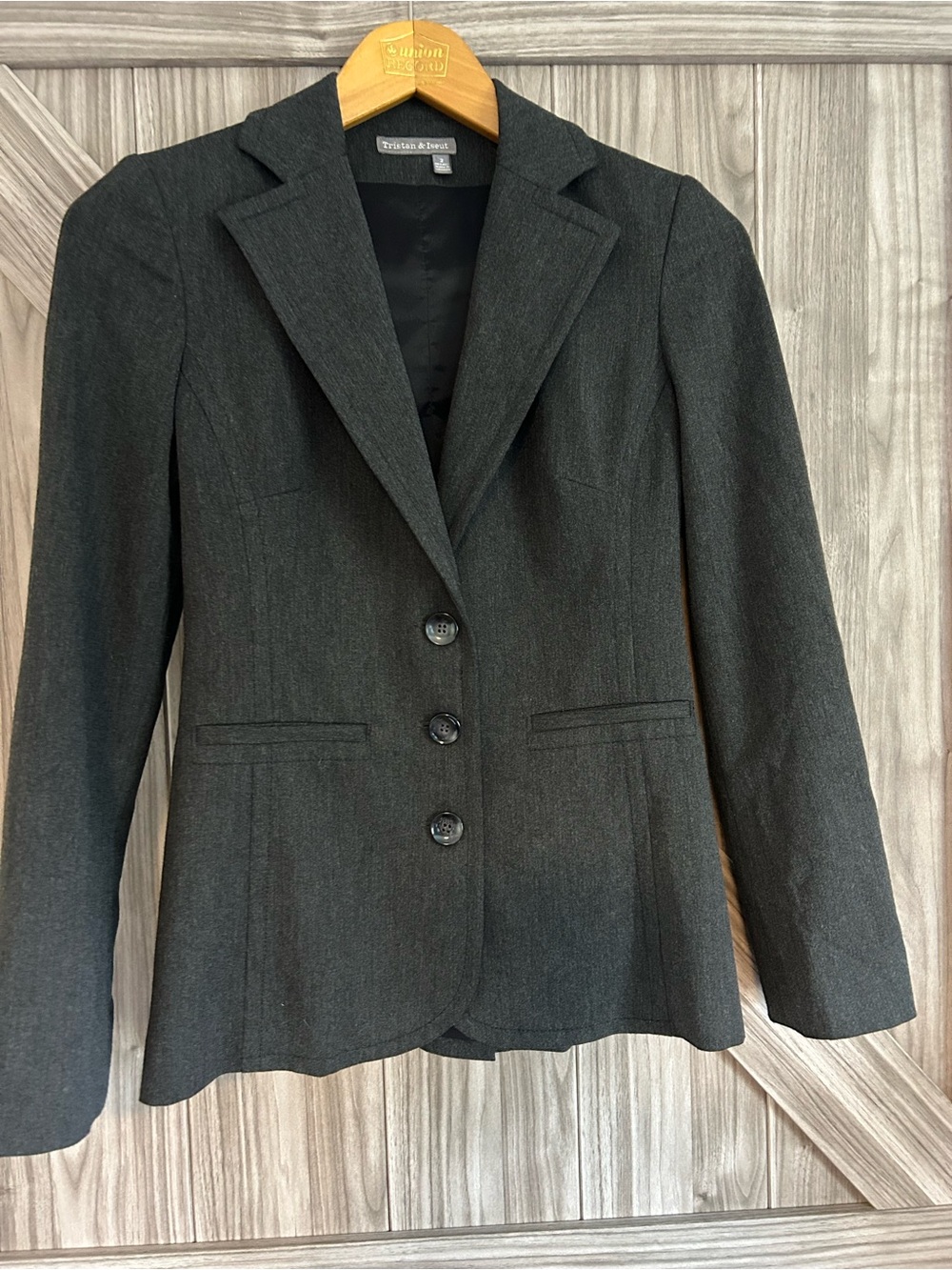 Tristan & Iseut Charcoal Gray Structured 3-Button Blazer - Size 2